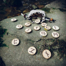 Load image into Gallery viewer, Willow wood Elder Futhark rune set hand-engraved in pyrography and handcrafted organic linen pouch Misty Stroll